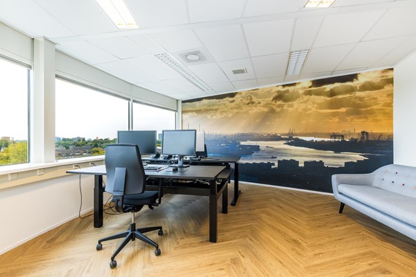 Medium property photo - Hoogvlietsekerkweg 184, 3194 AM Hoogvliet Rotterdam